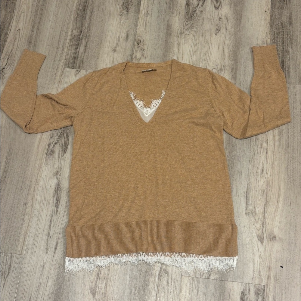 LOFT Outlet Lace Trim V-Neck Long Sleeve Sweater – Size M